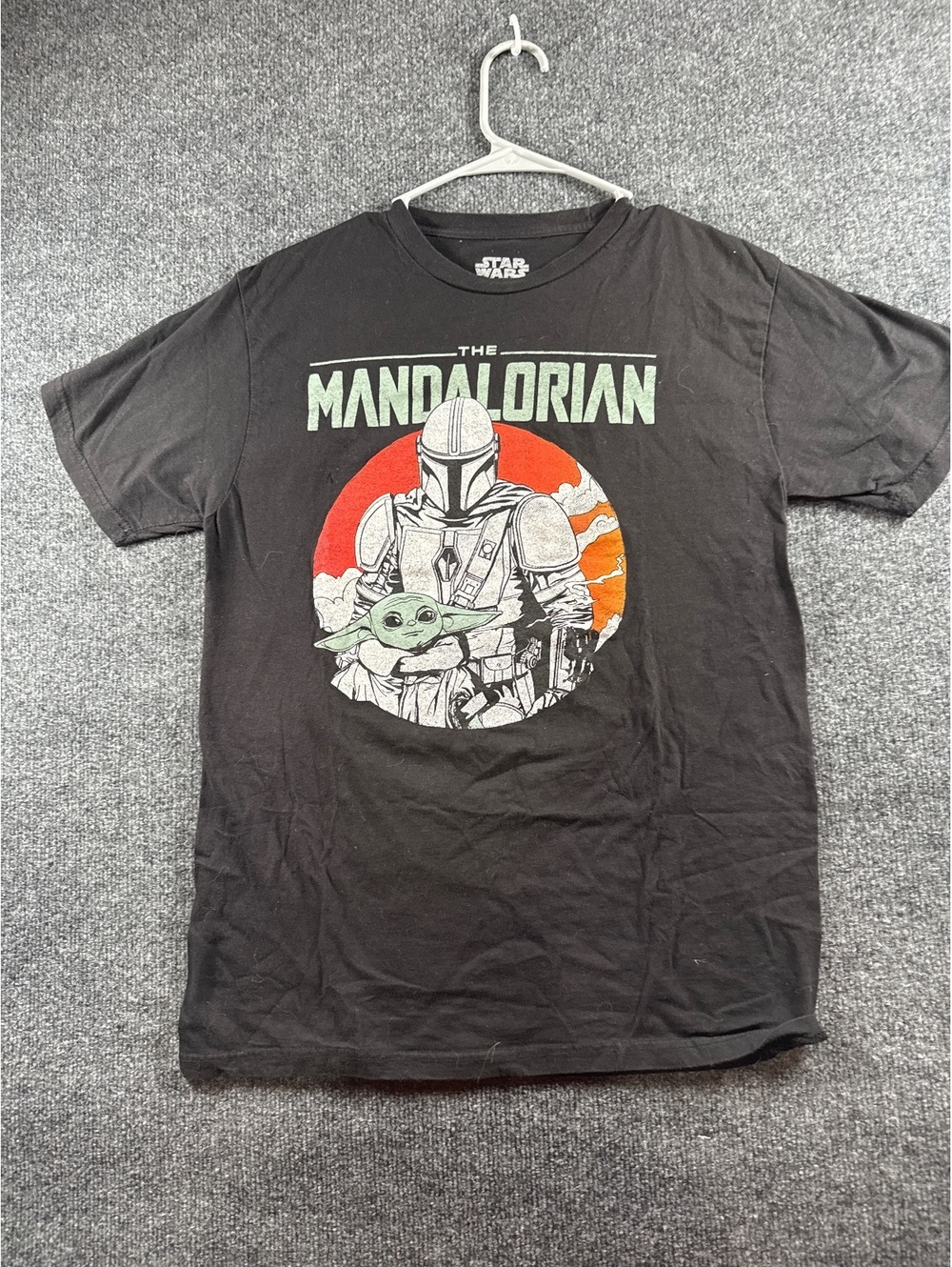 Star Wars The Mandalorian Grogu Baby Yoda Graphic T-Shirt Mens M Black